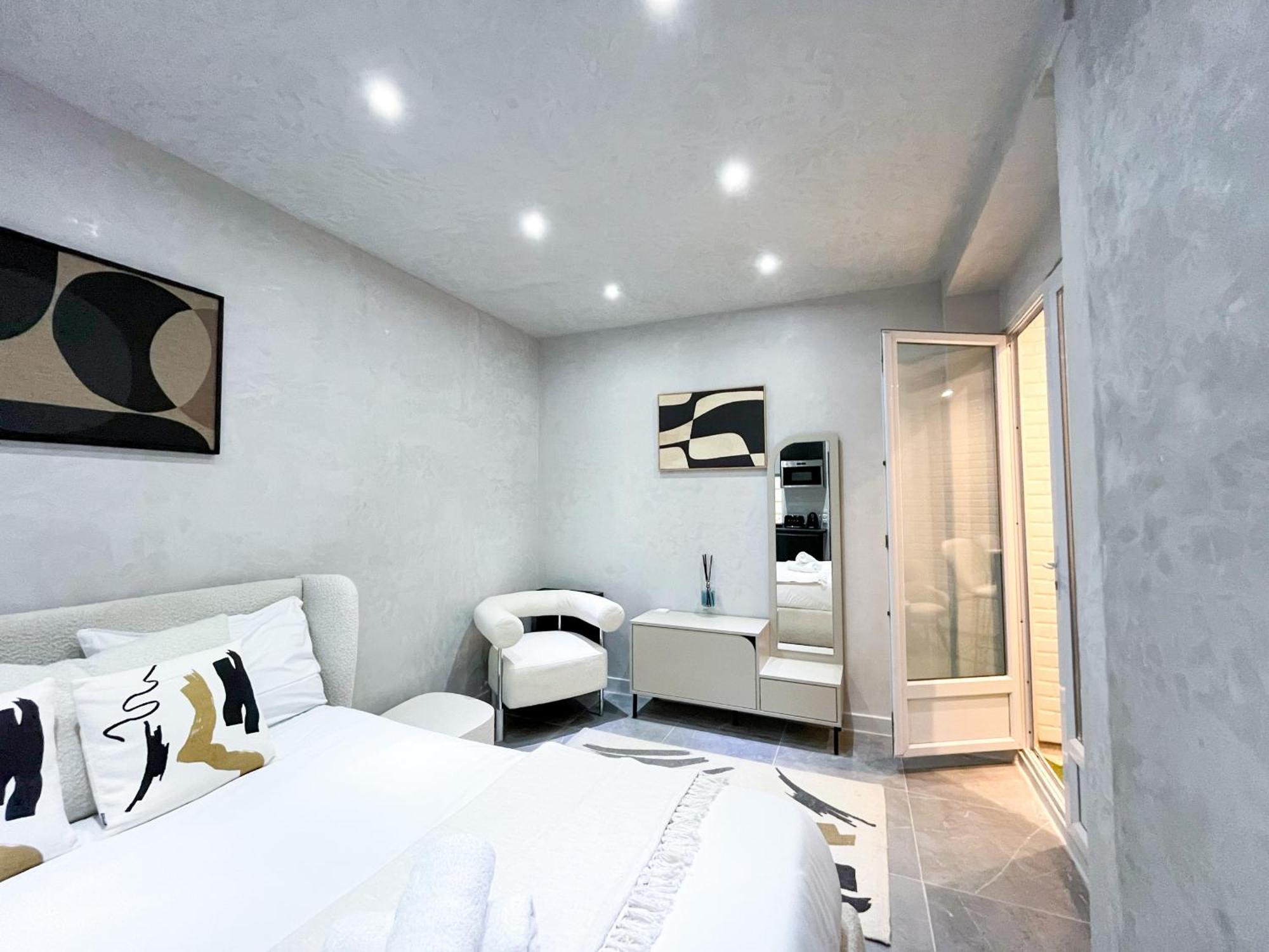 11 - Studio Champs-Elysees Paris Extérieur photo
