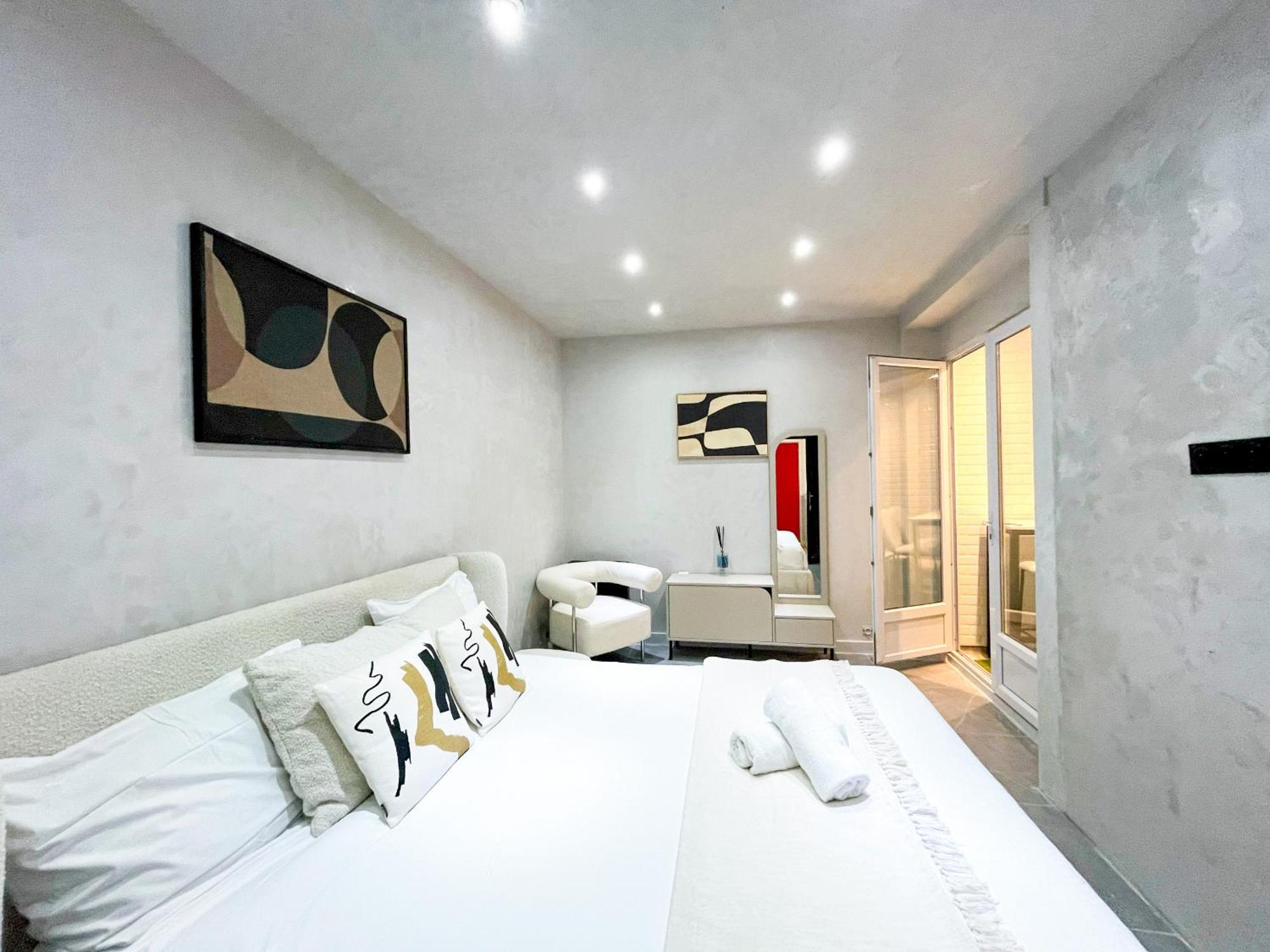 11 - Studio Champs-Elysees Paris Extérieur photo
